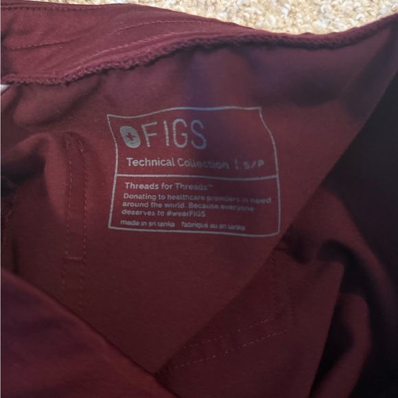 FIGS Maroon Jogger Pants - Picture 3 of 3